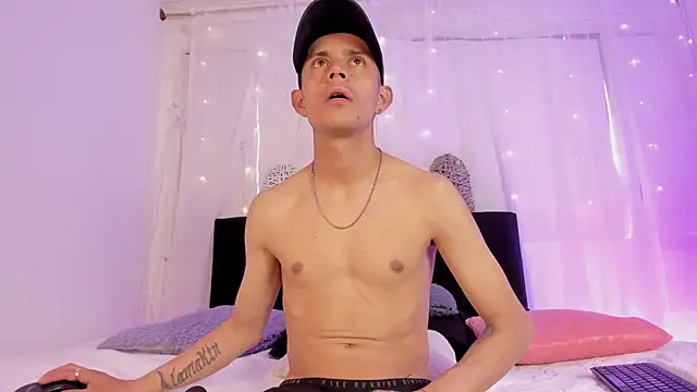 Bonny and carrot online show from 19, 11, 2025