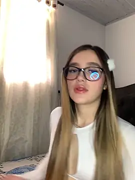 LunaShine  online show from 16, 1, 2025