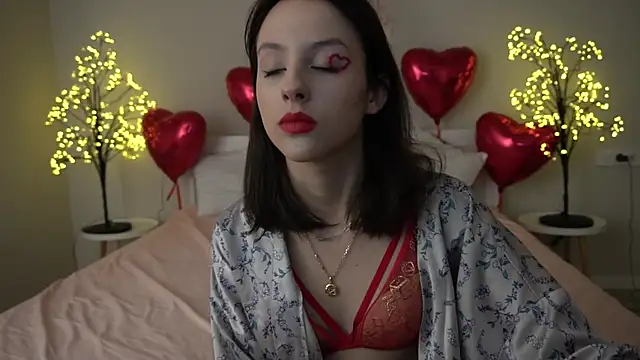 Snapshot of AnnaElys chatting on 11, 2, 2025 AnnaElys online show from 11, 2, 2025