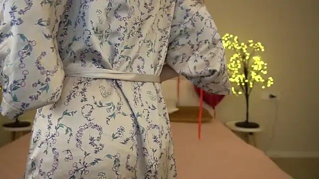 Snapshot of AnnaElys chatting on 14, 2, 2025 AnnaElys online show from 14, 2, 2025