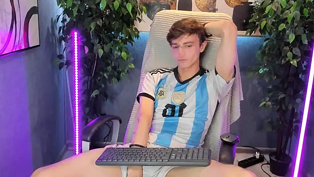 John Weasley online show from 21, 10, 2025