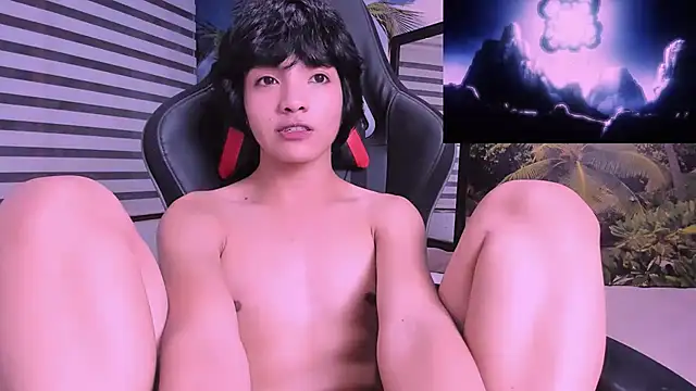 AllanYong18 online show from 21, 2, 2025