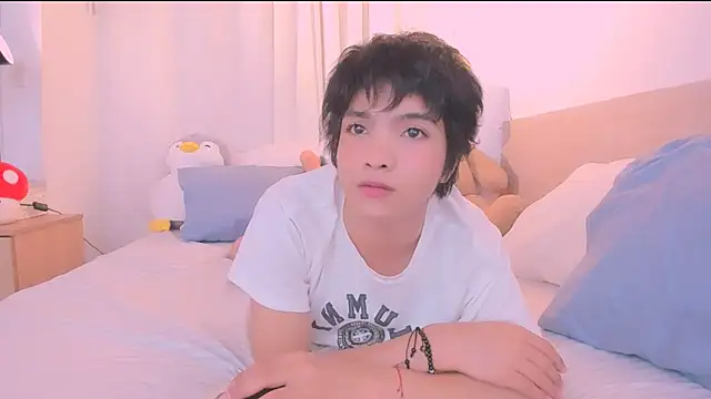 AllanYong18 online show from 8, 1, 2026