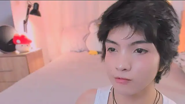 AllanYong18 online show from 8, 3, 2026