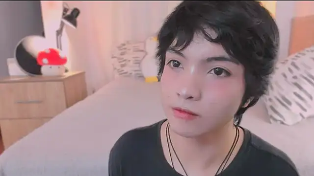 AllanYong18 online show from 10, 3, 2026