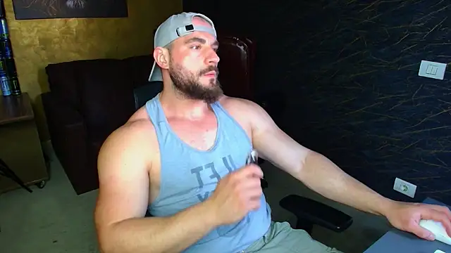 Snapshot of AdamJamesonn chatting on 13, 5, 2026 AdamJamesonn online show from 13, 5, 2026