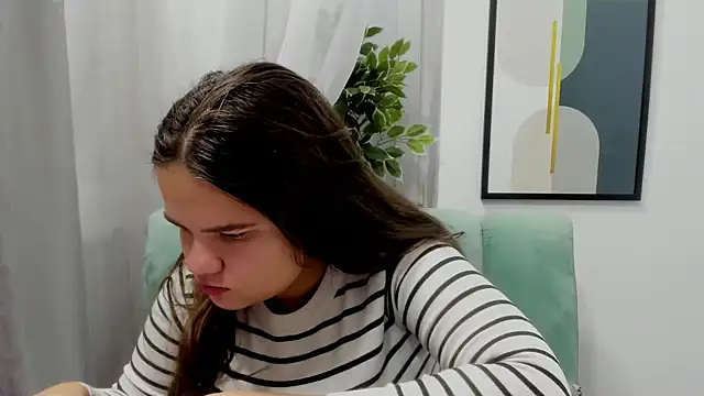 AdeleCruz online show from 3, 2, 2025