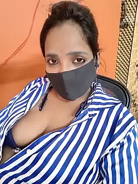Snapshot of Lolitatamil chatting on 20, 4, 2026 Lolitatamil online show from 20, 4, 2026