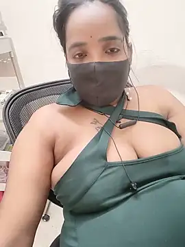 Snapshot of Lolitatamil chatting on 20, 5, 2026 Lolitatamil online show from 20, 5, 2026