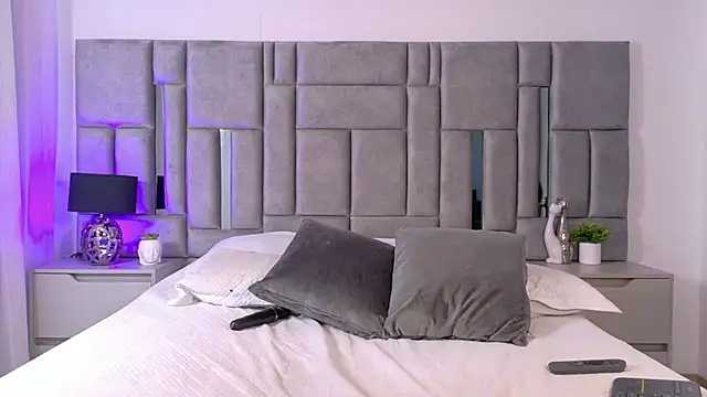 Snapshot of Karla_Hudsson chatting on 8, 11, 2025 Karla Hudsson online show from 8, 11, 2025