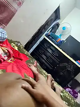 Snapshot of Horny_Desi_Girl chatting on 15, 2, 2025 Horny Desi Girl online show from 15, 2, 2025