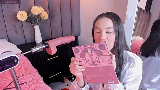 chelsea bolton  online show from 22, 10, 2025