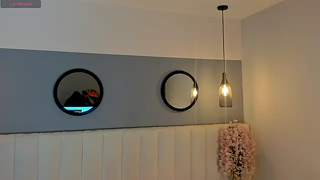 chelsea bolton  online show from 11, 4, 2026