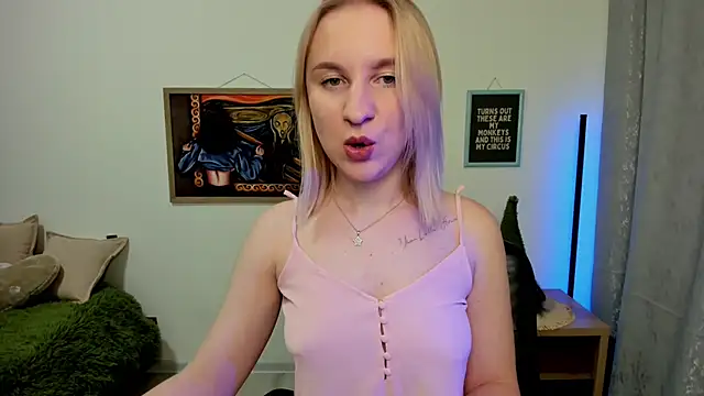 Snapshot of BeautyBlondy chatting on 30, 1, 2025 BeautyBlondy online show from 30, 1, 2025
