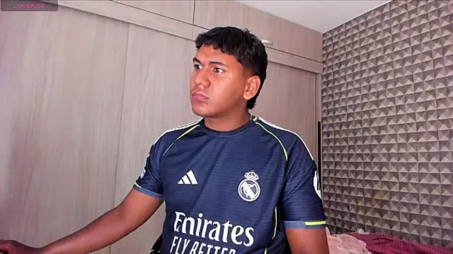 Matias Horny18 online show from 30, 4, 2026