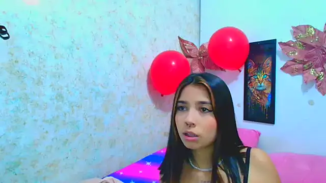 Snapshot of Rousse_violett chatting on 17, 2, 2025 Rousse violett online show from 17, 2, 2025