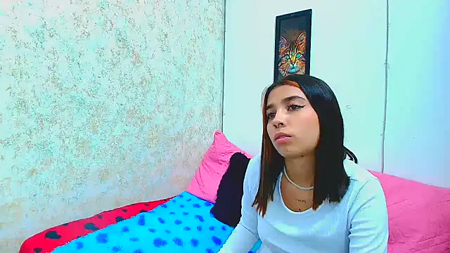 Snapshot of Rousse_violett chatting on 10, 3, 2025 Rousse violett online show from 10, 3, 2025