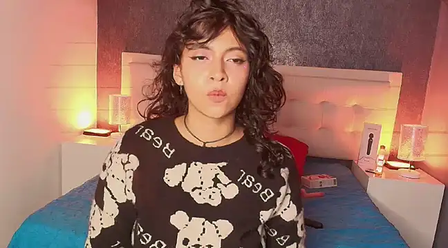 Snapshot of gabriela_cortez chatting on 8, 2, 2025 gabriela cortez online show from 8, 2, 2025