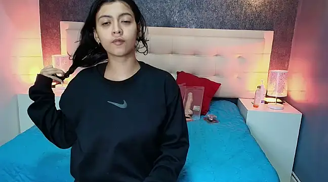 Snapshot of gabriela_cortez chatting on 10, 2, 2025 gabriela cortez online show from 10, 2, 2025