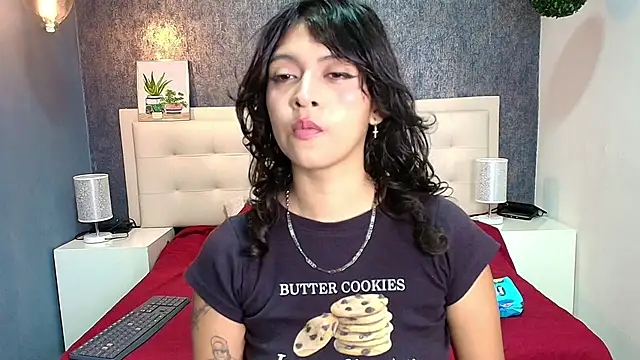 Snapshot of gabriela_cortez chatting on 22, 2, 2025 gabriela cortez online show from 22, 2, 2025