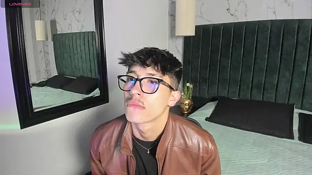 Snapshot of tim__fox chatting on 2, 3, 2026 tim fox online show from 2, 3, 2026