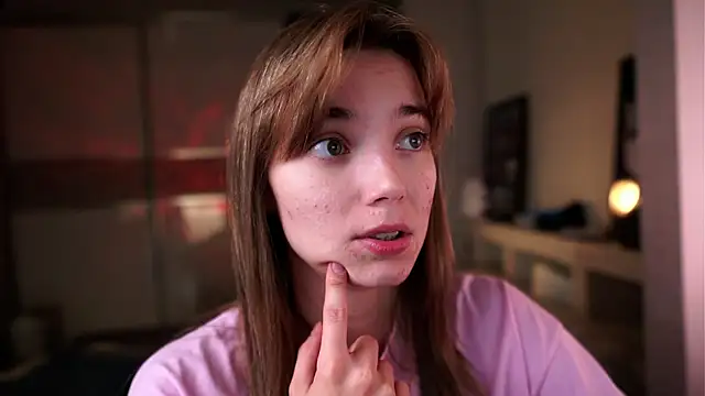 Snapshot of ileanacampbe chatting on 8, 10, 2025 ileanacampbe online show from 8, 10, 2025