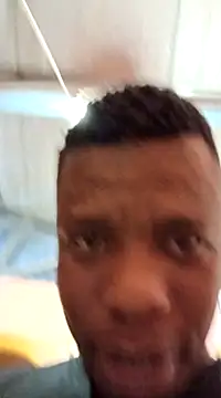 Snapshot of bshabza chatting on 1, 2, 2025 bshabza online show from 1, 2, 2025