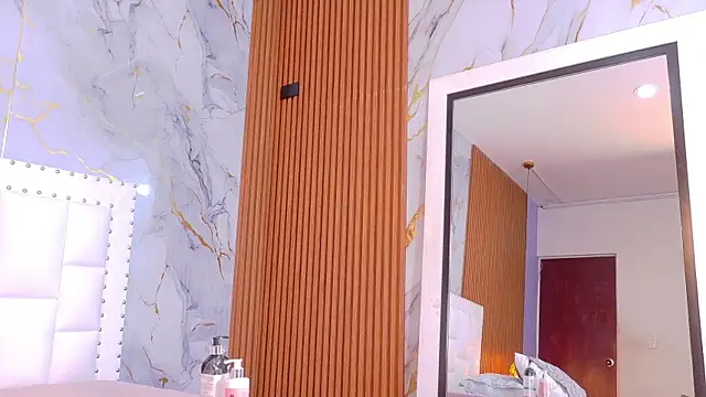 hotiergirl online show from 14, 2, 2026