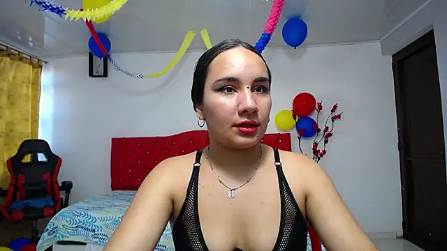 Snapshot of Maylin_horny19 chatting on 20, 6, 2026 Maylin horny19 online show from 20, 6, 2026