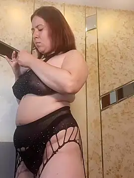Snapshot of zoes_milee chatting on 21, 3, 2025 zoes milee online show from 21, 3, 2025