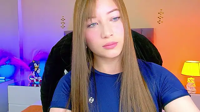 Dahlia Rousse online show from 5, 12, 2025