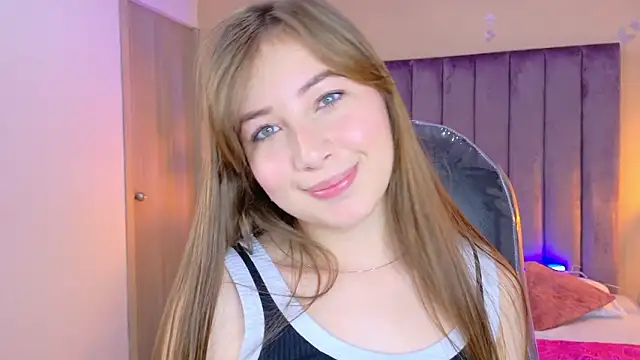 Dahlia Rousse online show from 25, 3, 2026