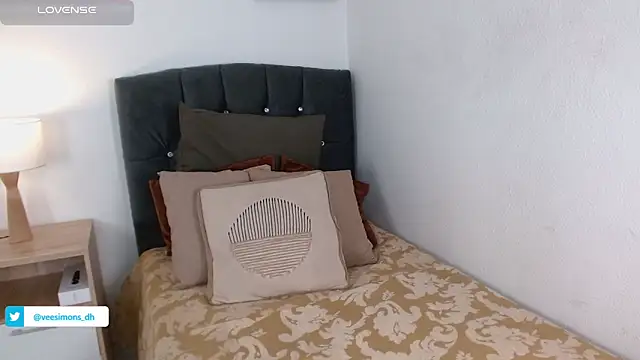 Snapshot of Veronica_simons chatting on 6, 2, 2025 Veronica simons online show from 6, 2, 2025