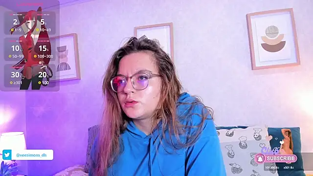 Snapshot of Veronica_simons chatting on 8, 3, 2025 Veronica simons online show from 8, 3, 2025