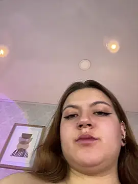 Snapshot of Veronica_simons chatting on 10, 6, 2026 Veronica simons online show from 10, 6, 2026
