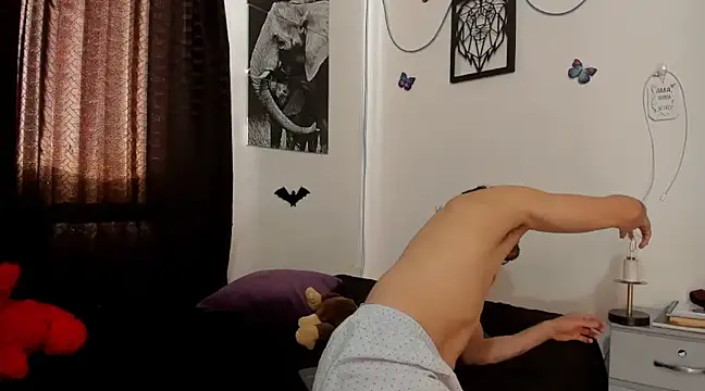 Snapshot of maxi_styles chatting on 16, 1, 2025 maxi styles online show from 16, 1, 2025