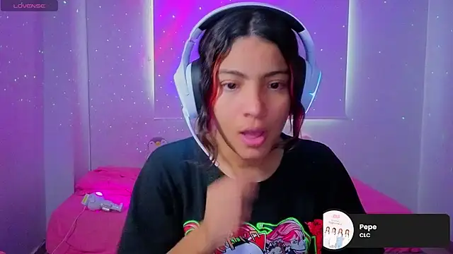 Lovelyamyy online show from 13, 12, 2025