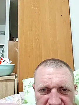 Snapshot of RUUsslan1203 chatting on 18, 4, 2026 RUUsslan1203 online show from 18, 4, 2026