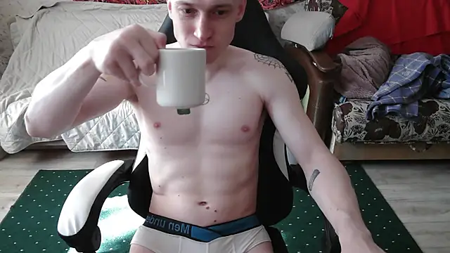 Snapshot of johnny_positive chatting on 14, 6, 2026 johnny positive online show from 14, 6, 2026
