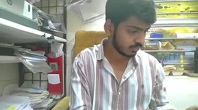 cute modell online show from 7, 2, 2025