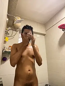 cute modell online show from 9, 2, 2025