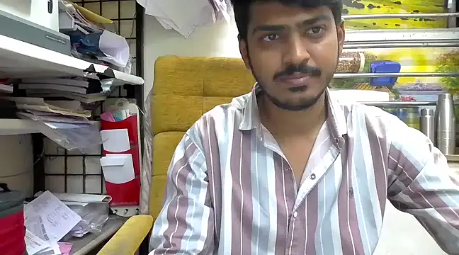 cute modell online show from 20, 3, 2025