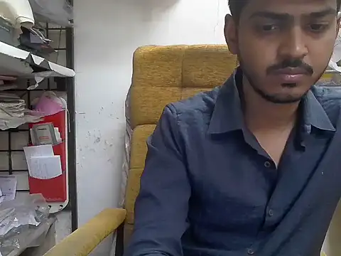 cute modell online show from 18, 12, 2025