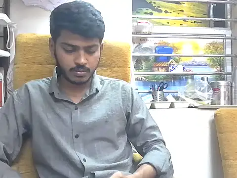 cute modell online show from 3, 2, 2026