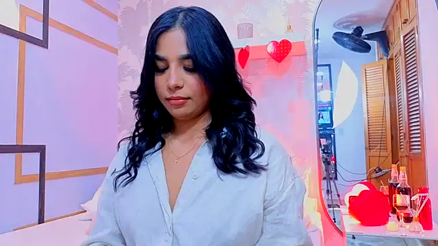 Snapshot of CharlotteGraay chatting on 14, 2, 2026 CharlotteGraay online show from 14, 2, 2026