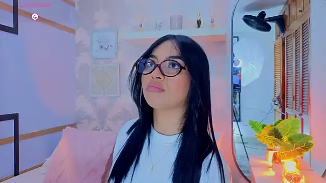 CharlotteGraay online show from 17, 3, 2026