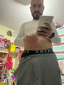 Snapshot of leonardohot1987 chatting on 12, 1, 2025 leonardohot1987 online show from 12, 1, 2025