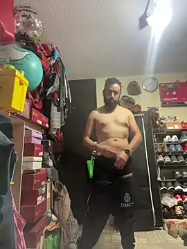 Snapshot of leonardohot1987 chatting on 28, 2, 2025 leonardohot1987 online show from 28, 2, 2025