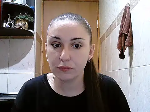 Snapshot of Yuliia30 chatting on 5, 10, 2025 Yuliia30 online show from 5, 10, 2025