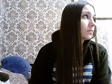 Snapshot of Yuliia30 chatting on 19, 10, 2025 Yuliia30 online show from 19, 10, 2025